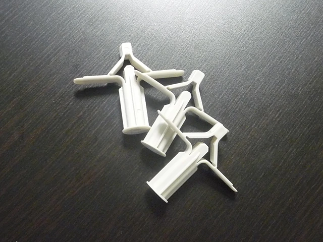 Gipszkarton dübel szárnyas 10x25