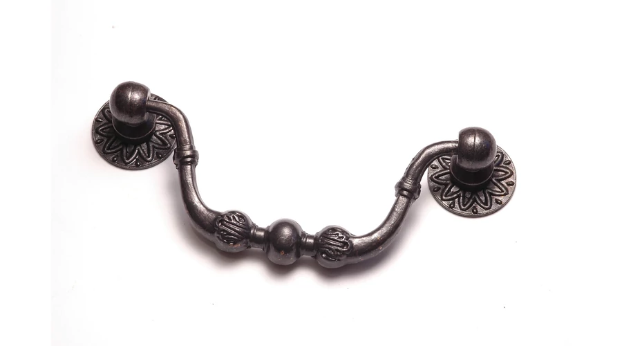 Fém Bútorfogantyú antik IV/1