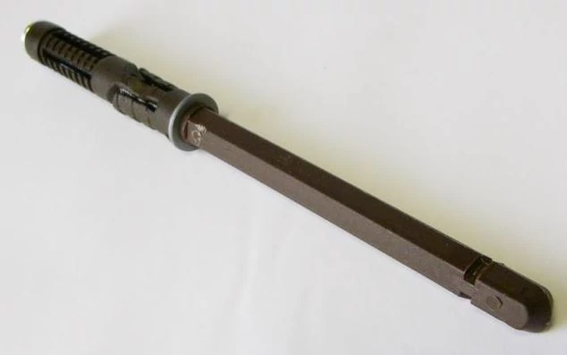 Rejtett Polctartó barna 10x145mm